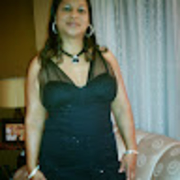 Meet your Posher, Tina - Picture 1 of 1